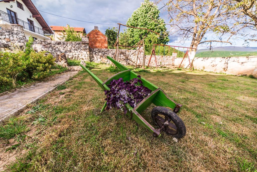 Apartment Una Dreams Lohovo Bihać Exterior foto